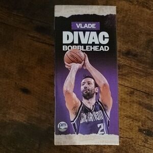 NIB- Vlade Divac Bobblehead
